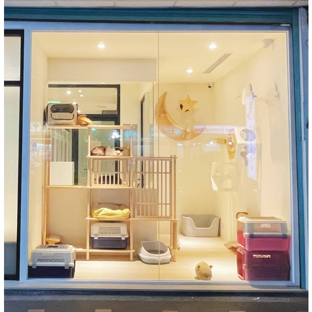 陽光家庭房落地窗全景與設備配置